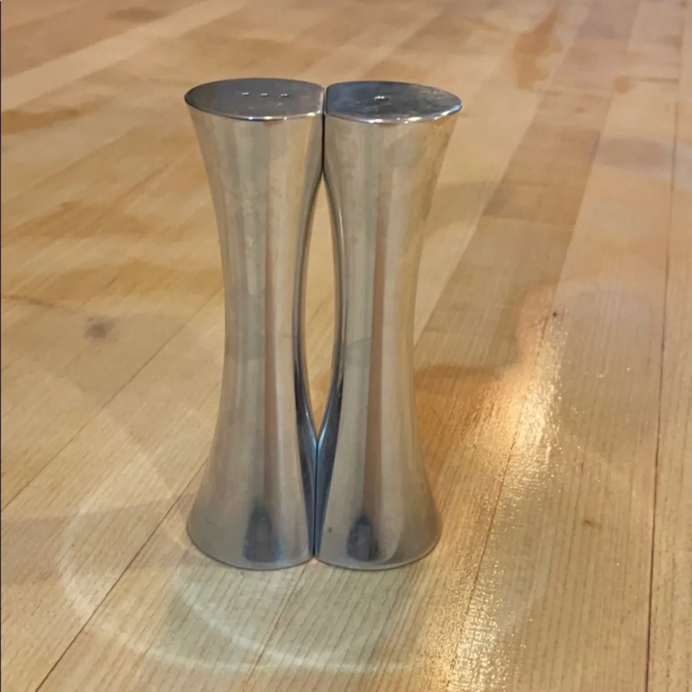 Nambe Kissing Salt and Pepper Shakers